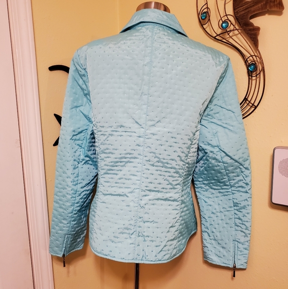 Jacket - Picture 2 of 4